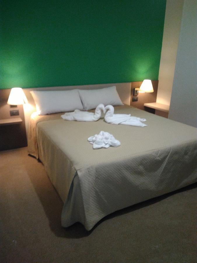 Hotel Lido Bollengo المظهر الخارجي الصورة
